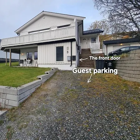 New Renovated Apartment Near The Airport With 3 Double Beds Tromso Exterior photo