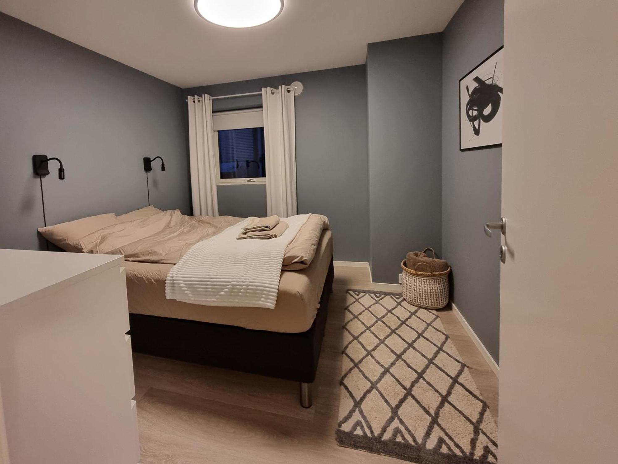 Apartment New Renovated Near The Airport With 3 Double Beds Tromso