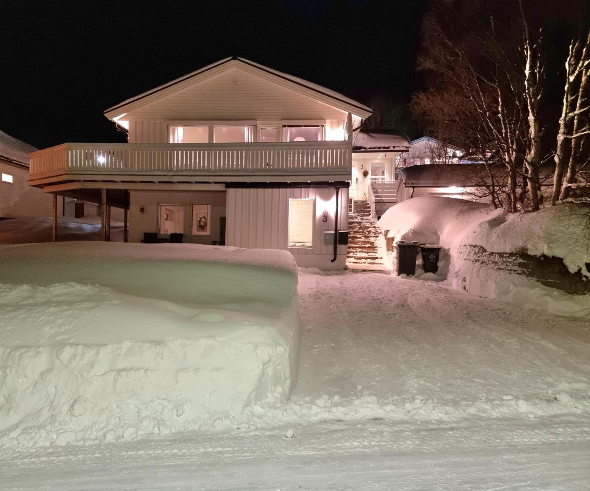 New Renovated Near The Airport With 3 Double Beds * Tromso